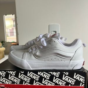 vans knu branco gelo 39 121517432?action_source=31946&ref=home_home&rsp=1&rspix=1