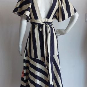 vestido farm 132199021?action_source=66827&ref=home_home&rsp=1&rspix=1