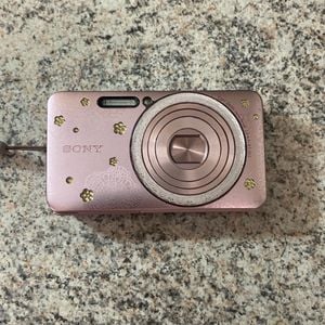 camera digital cyber shot edicao limitada 109132911?action_source=31319&ref=home_home&rsp=1&rspix=1