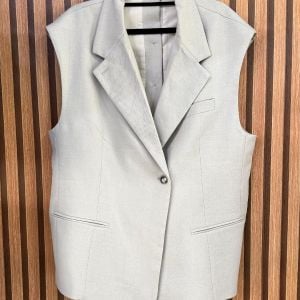 colete alfaiataria bershka tamanho gg 134425303?action_source=69599&ref=home_home&rsp=1&rspix=1