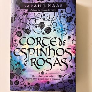livro corte de espinhos e rosas sarah j maas 143646320?action_source=75770&ref=home_home&rsp=1&rspix=1
