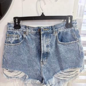 short jeans farm 133207254?action_source=66827&ref=home_home&rsp=1&rspix=1