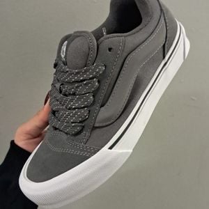 tenis vans knu 35 cinza 147245540?action_source=31946&ref=home_home&rsp=1&rspix=1