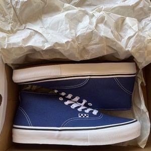tenis vans chukka low azul 143471888?action_source=72470&ref=home_home&rsp=1&rspix=1