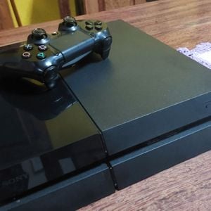 playstation 4 controle e 3 jogos 118361874?action_source=56597&ref=home_home&rsp=1&rspix=1