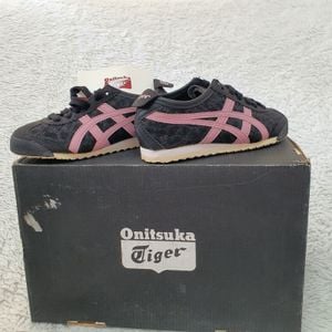 tenis infantil onitsuka tiger asics original tamanho 26 novo na caixa com etiqueta 116176058?action_source=68551&ref=home_home&rsp=1&rspix=1