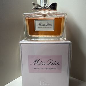 Miss Dior Absolutely Blooming | enjoei