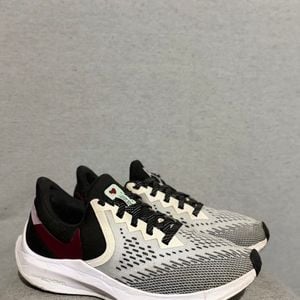 tenis nike zoom winflo cinza 152480086?action_source=76398&ref=home_home&rsp=1&rspix=1