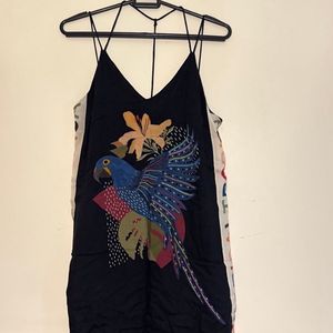 vestido farm preto arara 147054085?action_source=76563&ref=home_home&rsp=1&rspix=1