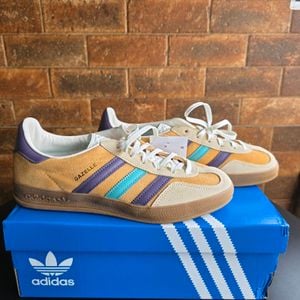 tenis adidas gazelle indoor ig1636 39 143295686?action_source=73790&ref=home_home&rsp=1&rspix=1