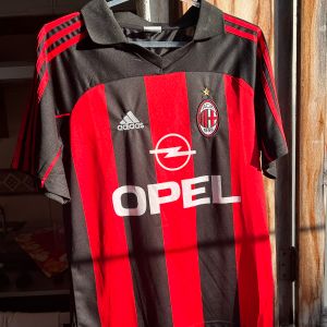 camisa milan retro 2001 2002 127028942?action_source=66496&ref=home_home&rsp=1&rspix=1