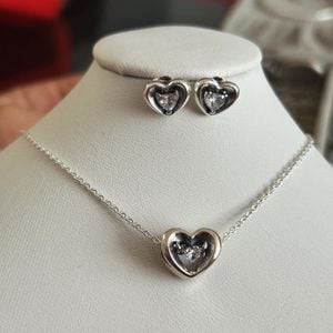 conjunto pandora 129192597?action_source=67326&ref=home_home&rsp=1&rspix=1