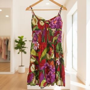 farm novo c tag vestido curto estampado g 140877379?action_source=67222&ref=home_home&rsp=1&rspix=1