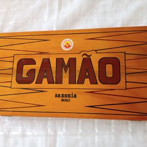 antigo tabuleiro e pecas de madeira para jogo de gamao 135641141?action_source=68875&ref=home_home&rsp=1&rspix=1