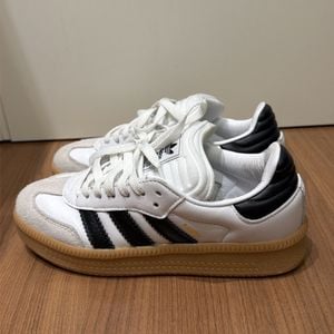 tenis adidas samba branco e preto 146208329?action_source=31946&ref=home_home&rsp=1&rspix=1