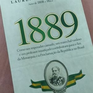 livro 1889 133389989?action_source=67455&ref=home_home&rsp=1&rspix=1