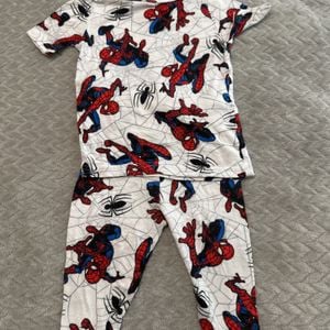 pijama marvel homem aranha 12m 142681903?action_source=74617&ref=home_home&rsp=1&rspix=1