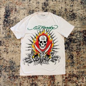 camiseta ed hardy branca 142919122?action_source=72701&ref=home_home&rsp=1&rspix=1