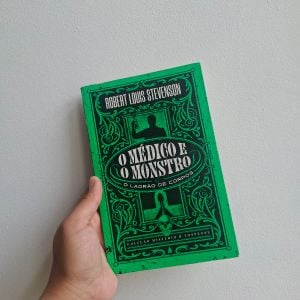 livro o medico e o monstro 134533655?action_source=66992&ref=home_home&rsp=1&rspix=1