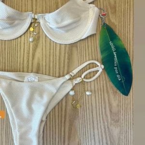 biquini meia taca textura farm 136263865?action_source=67884&ref=home_home&rsp=1&rspix=1