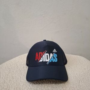 bone adidas aba curva azul marinho 145037393?action_source=75208&ref=home_home&rsp=1&rspix=1