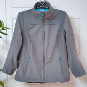 casaco quechua forrado peluciado feminina inverno cinza escuro 136295906?action_source=70094&ref=home_home&rsp=1&rspix=1