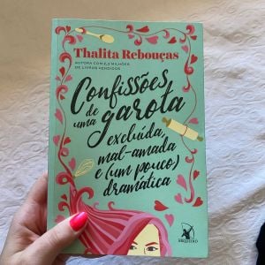 livro confissoes de uma garota excluida mal amada e um pouco dramatica 134253631?action_source=66992&ref=home_home&rsp=1&rspix=1