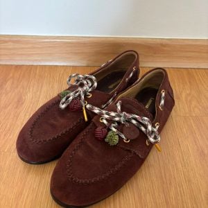 mocassim larroude boat shoe cyprus camurca marrom 144512170?action_source=72470&ref=home_home&rsp=1&rspix=1