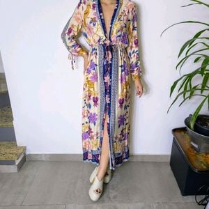 vestido farm delicadeza floral roxo cropped longo 148103089?action_source=75772&ref=home_home&rsp=1&rspix=1