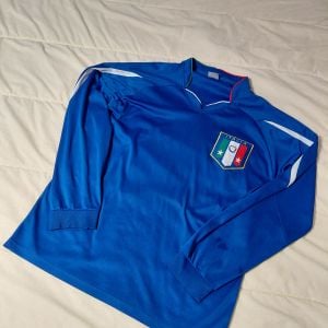 camiseta de futebol vintage selecao da italia tam m 132635566?action_source=66496&ref=home_home&rsp=1&rspix=1