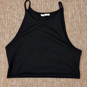 cropped zara halter preto g 152164151?action_source=76858&ref=home_home&rsp=1&rspix=1