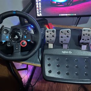 Volante Logitech Driving Force Pro | enjoei