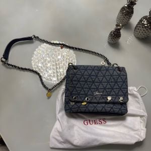 bolsa guess jeans tiracolo azul 138759290?action_source=70655&ref=home_home&rsp=1&rspix=1