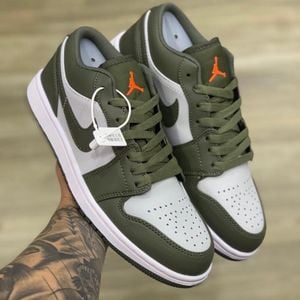tenis nike air jordan 1 low 137921341?action_source=75208&ref=home_home&rsp=1&rspix=1