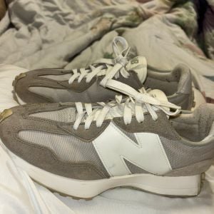 tenis new balance 327 cinza taupe tam 40 148654640?action_source=31946&ref=home_home&rsp=1&rspix=1