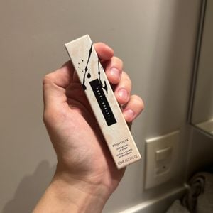 batom liquido fenty beauty zesty bestie 151184909?action_source=77486&ref=home_home&rsp=1&rspix=1