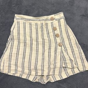 shorts saia zara verao 123482845?action_source=68477&ref=home_home&rsp=1&rspix=1