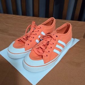 tenis adidas 132178294?action_source=66827&ref=home_home&rsp=1&rspix=1