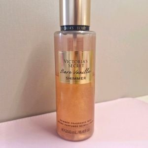 body splash victoria s secret bare vanilla shimmer 150164189?action_source=76403&ref=home_home&rsp=1&rspix=1