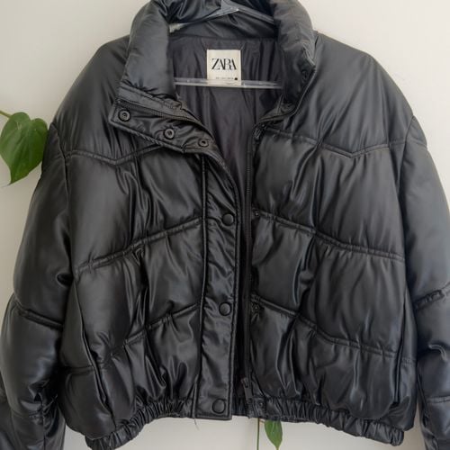 jaqueta zara bomber preta 144933968?action_source=72470&ref=home_home&rsp=1&rspix=1