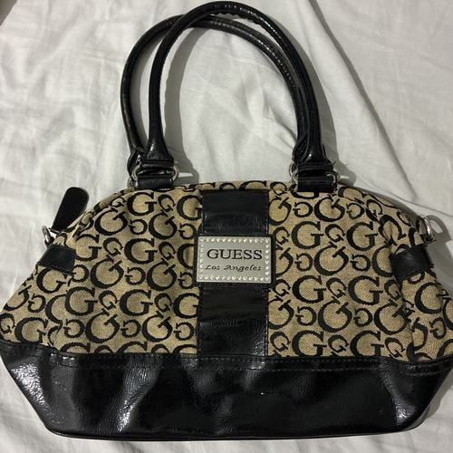 bolsa guess los angeles bege e preta 141324454?action_source=70655&ref=home_home&rsp=1&rspix=1