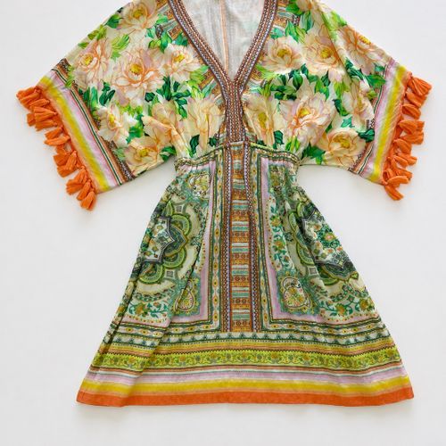 vestido curto farm estampado p 147975355?action_source=76563&ref=home_home&rsp=1&rspix=1