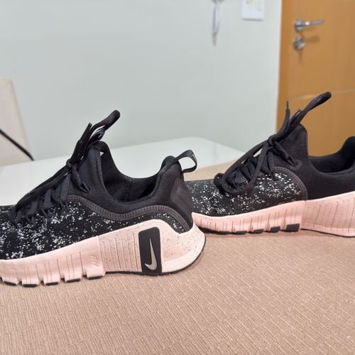 tenis nike free metcon 6 se feminino 34 novo 140850073?action_source=31946&ref=home_home&rsp=1&rspix=1