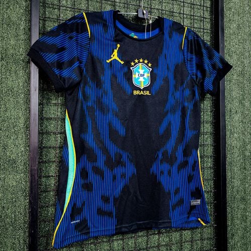 camisa selecao brasileira 2026 azul copa do mundo jordan e escudo bordados foto real camisa brasil 138710315?action_source=69665&ref=home_home&rsp=1&rspix=1
