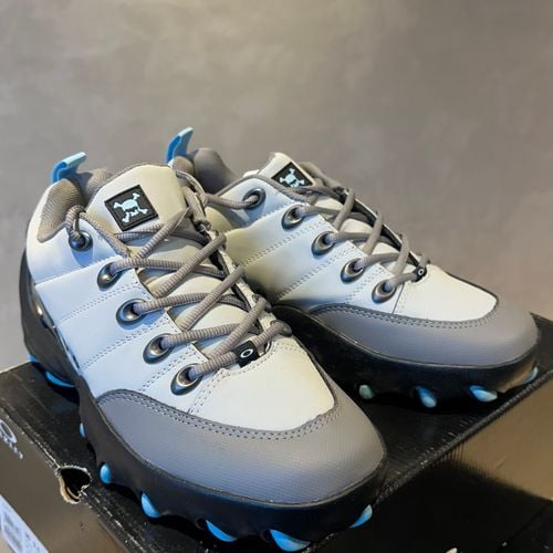 tenis oakley air strip 1 0 cinza e azul 147861832?action_source=72470&ref=home_home&rsp=1&rspix=1