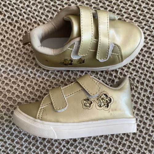 tenis rchlo infantil dourado 25 144855581?action_source=67222&ref=home_home&rsp=1&rspix=1