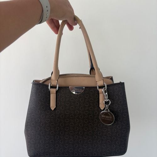 bolsa guess original 136865888?action_source=70655&ref=home_home&rsp=1&rspix=1