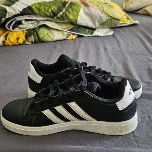 tenis adidas advantage 139870427?action_source=31946&ref=home_home&rsp=1&rspix=1
