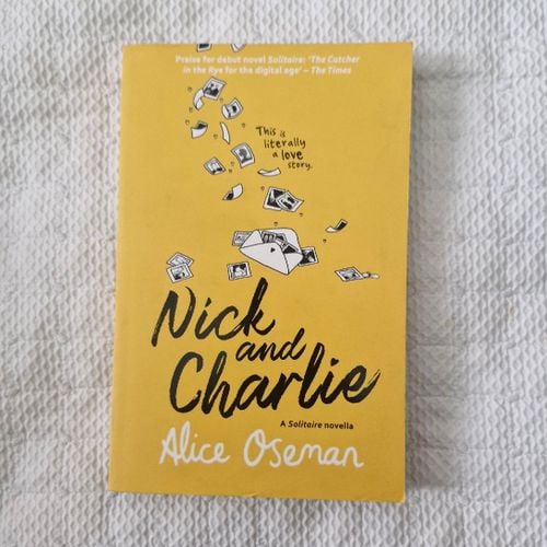 livro nick and charlie alice oseman 134803360?action_source=66992&ref=home_home&rsp=1&rspix=1