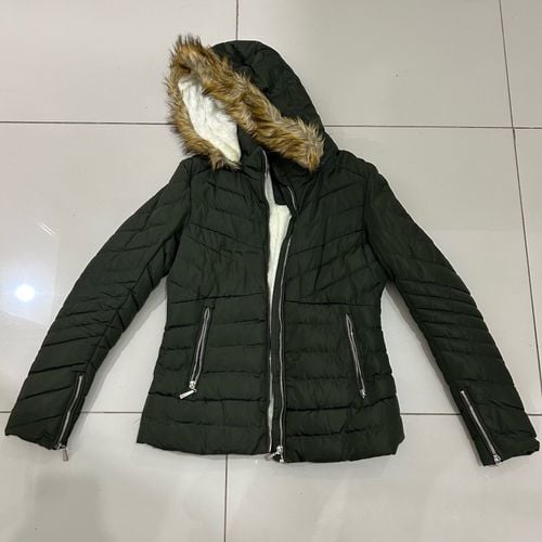 jaqueta puffer feminina verde p 142285341?action_source=31319&ref=home_home&rsp=1&rspix=1